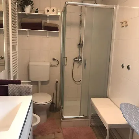 Koradinovi - Pod Vrtom Apartment Vipava