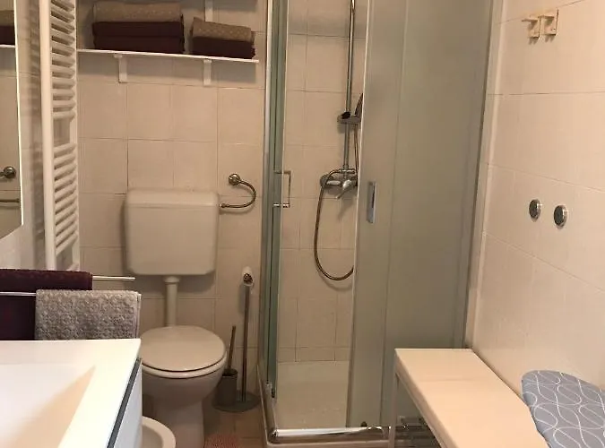 Koradinovi - Pod Vrtom Appartamento Vipava