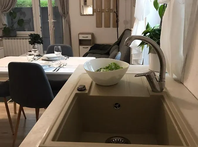 Apartman Koradinovi - Pod Vrtom